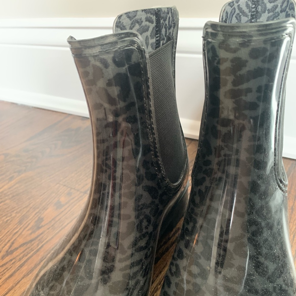 I.N.C International Concepts Animal Print Waterproof Rain Boots - Picture 4 of 4